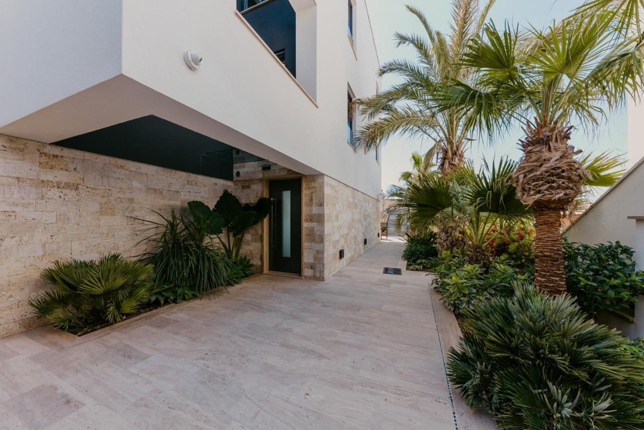 Villa Bloomhill Escape Trogir Bagian luar foto